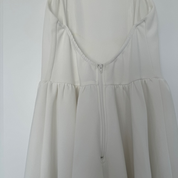 Windsor white mini dress high neck low back small - Picture 5 of 6